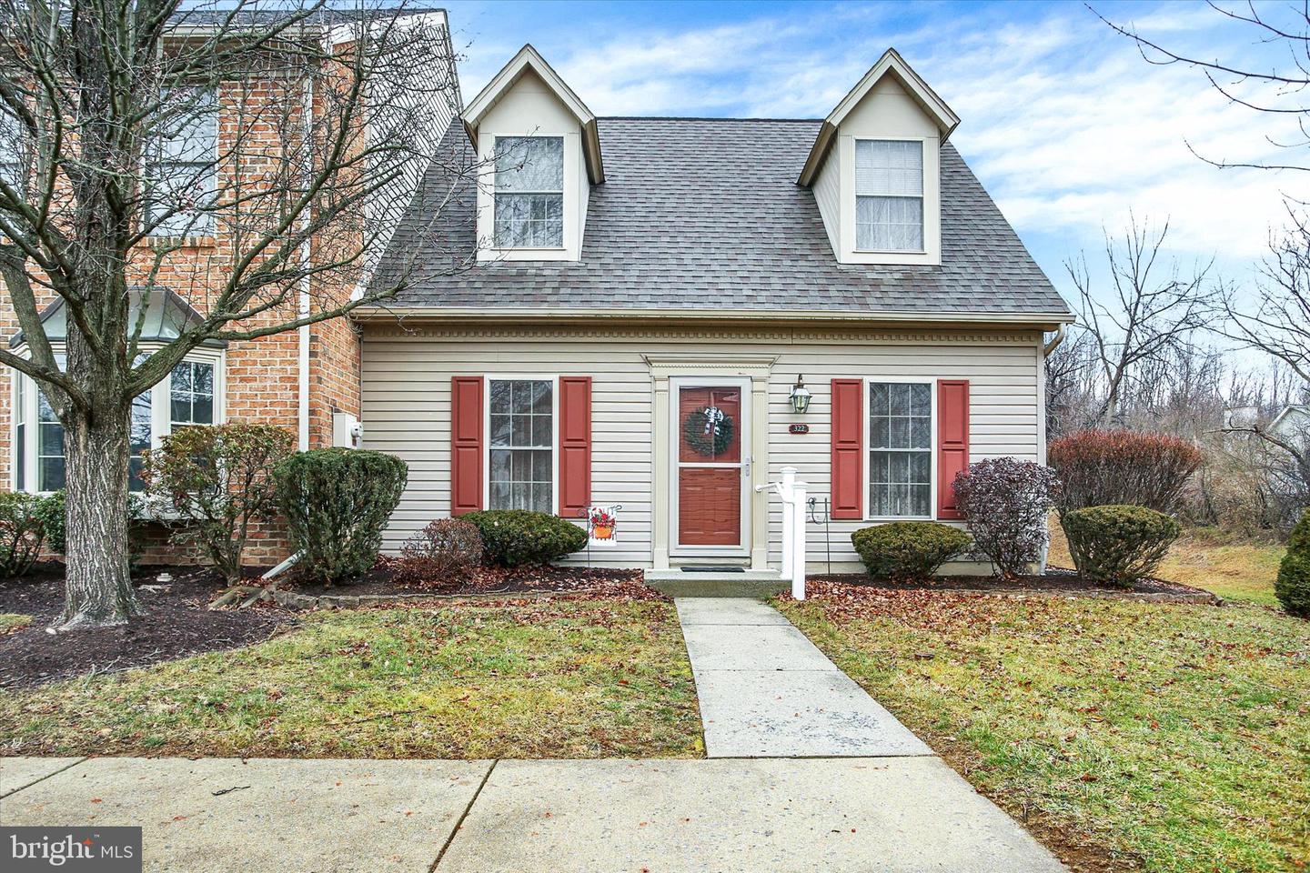 322 Woodland View Court, Harrisburg