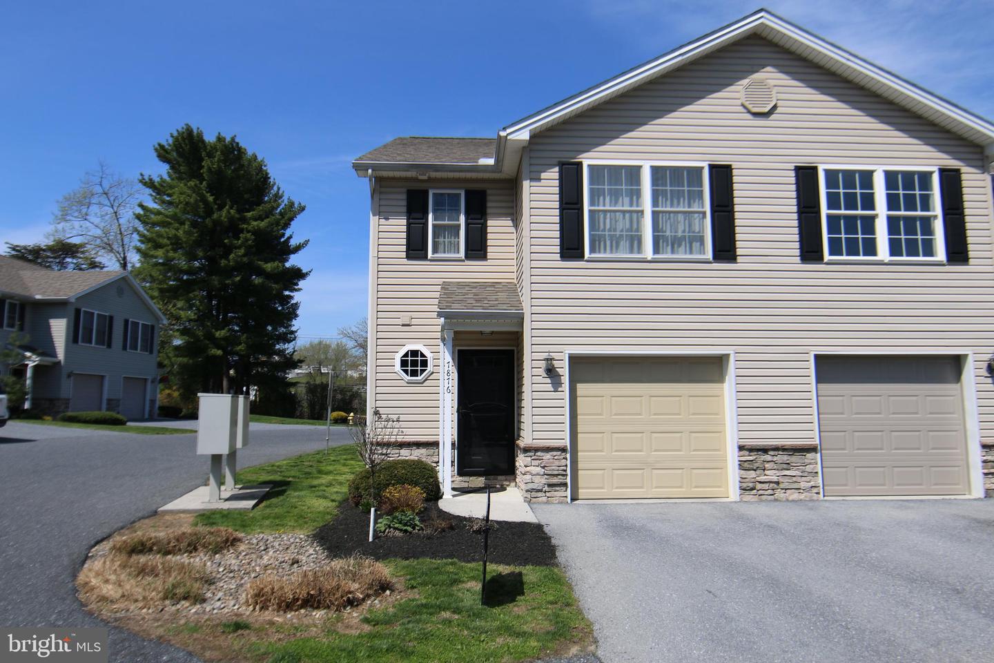 7876 Manada Court