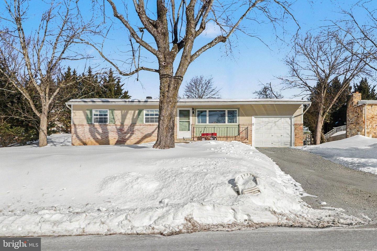 7256 Sandy Hollow Road, Harrisburg