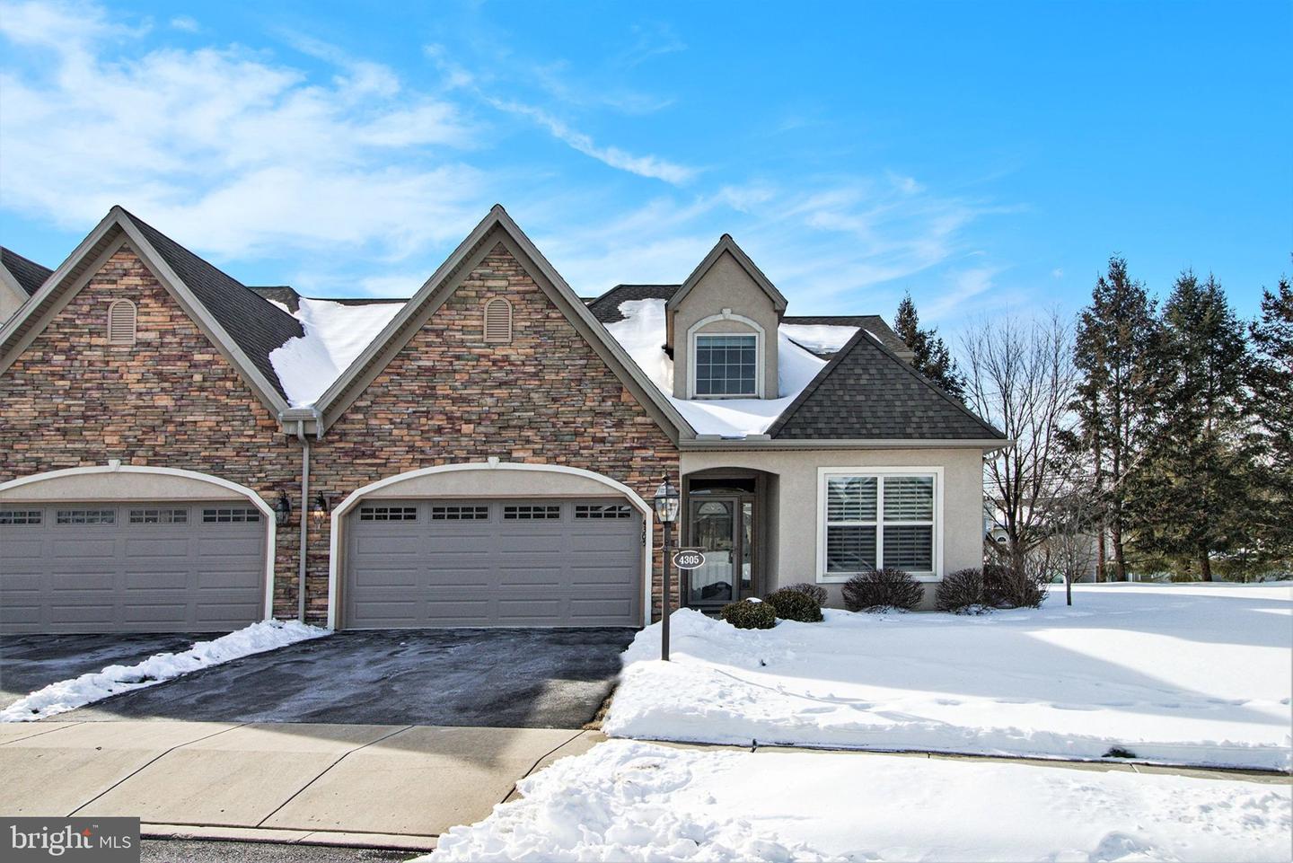 4305 Stoneleigh Court, Harrisburg