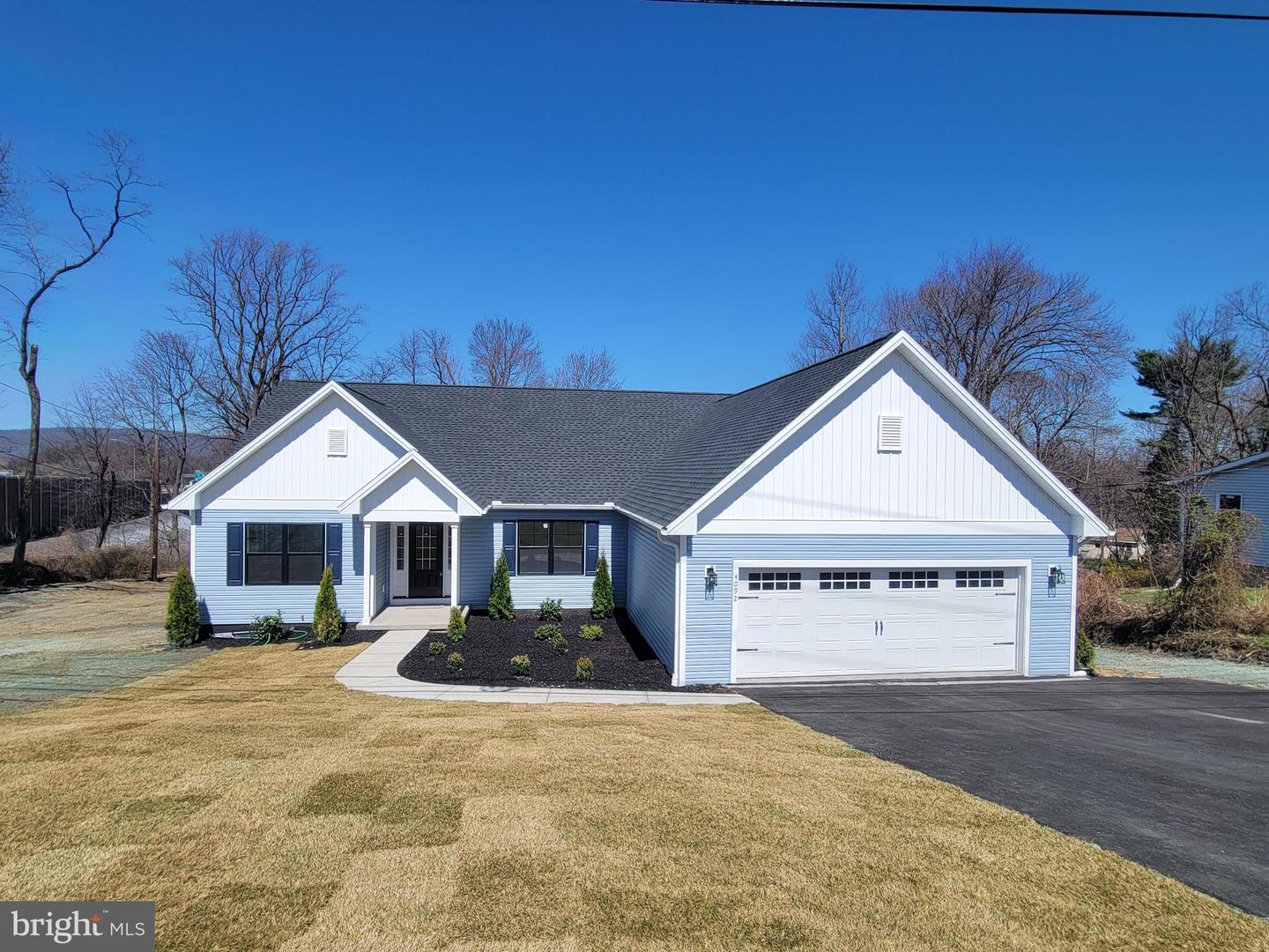 4092 Ridgeview Road, Harrisburg