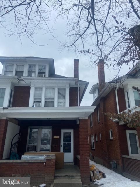 2012 Chestnut Street