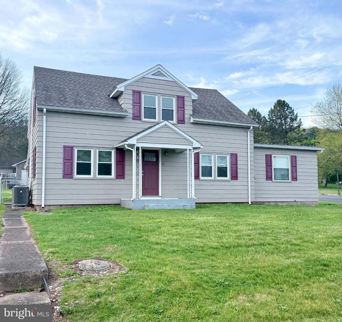 126 Locust Street, Elizabethville