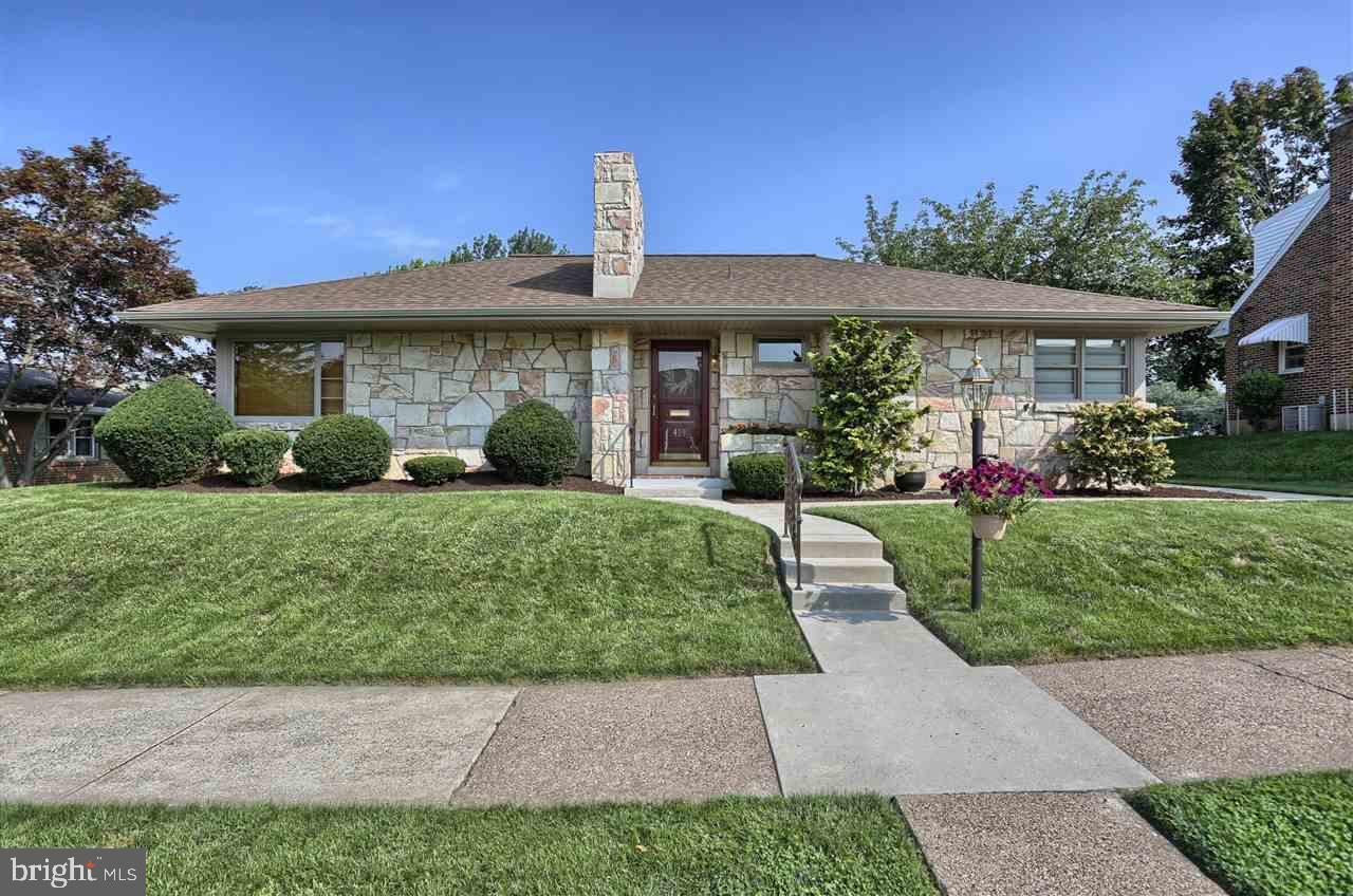 419 W Areba Avenue, Hershey