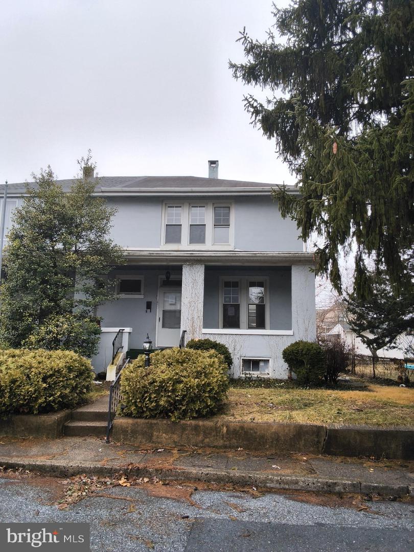 103 Fox Street
