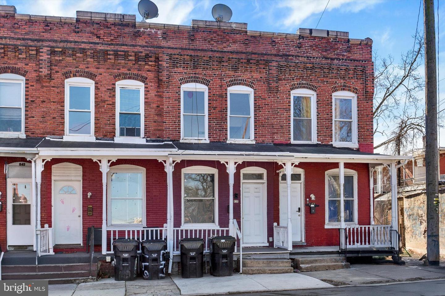 645 Camp Street, Harrisburg
