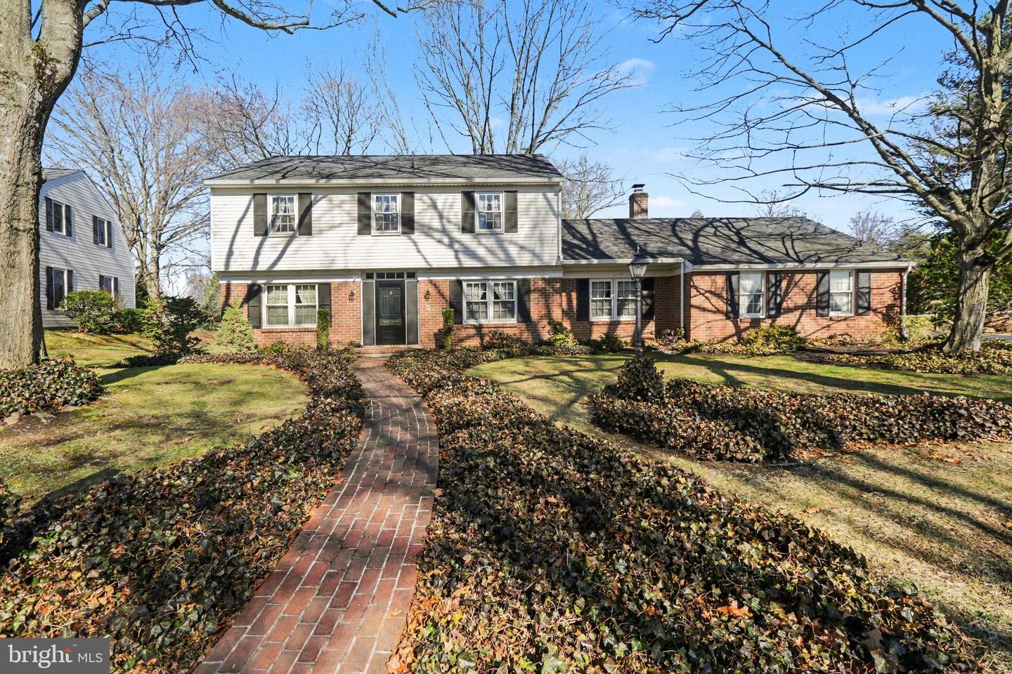 2 Plymouth Circle, Hershey