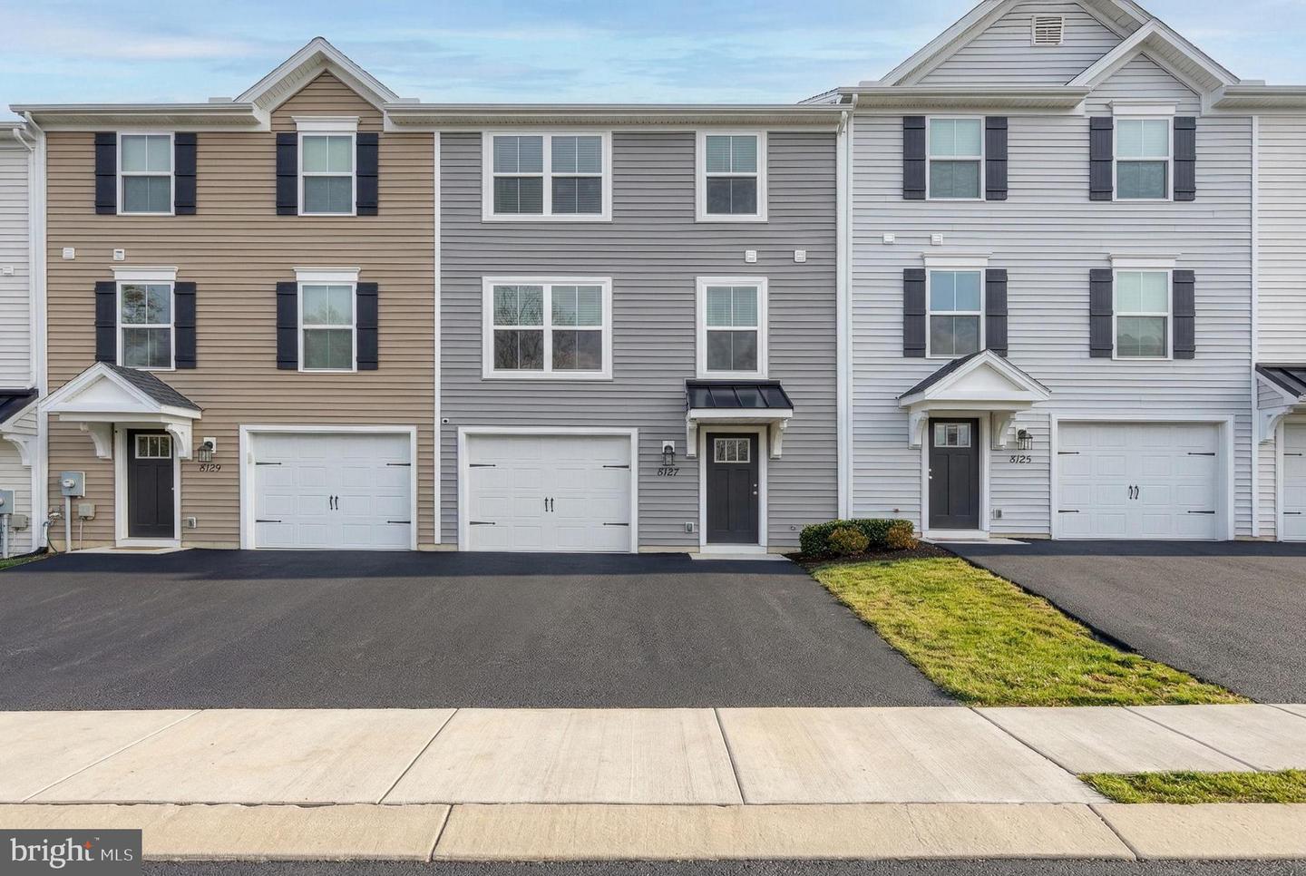 8127 Kelly Drive, Harrisburg