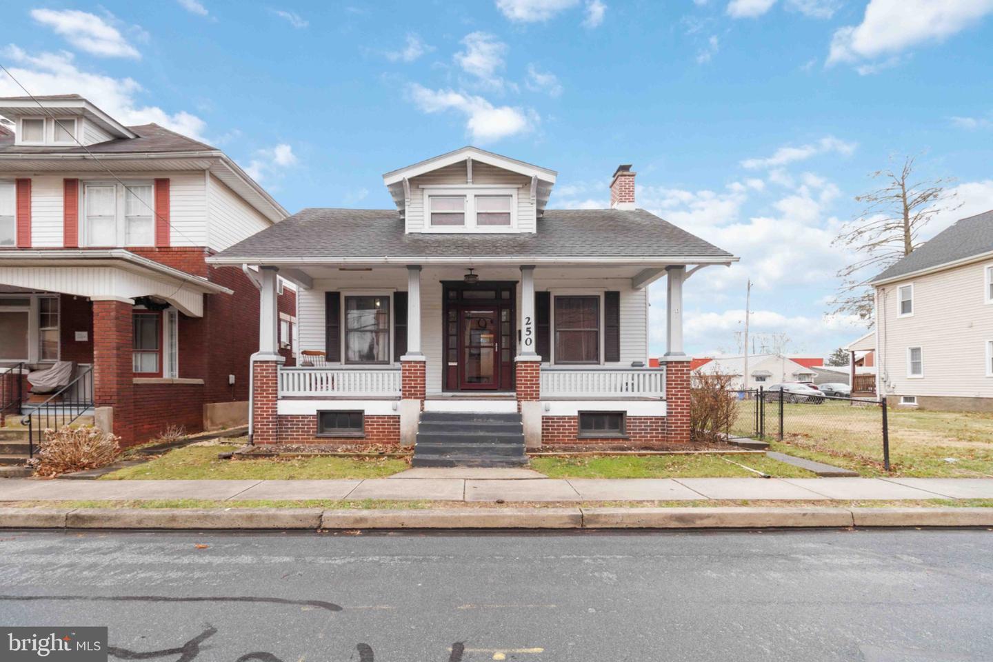 250 E Emaus Street, Middletown