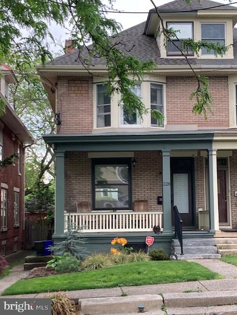 228 Lewis Street, Harrisburg