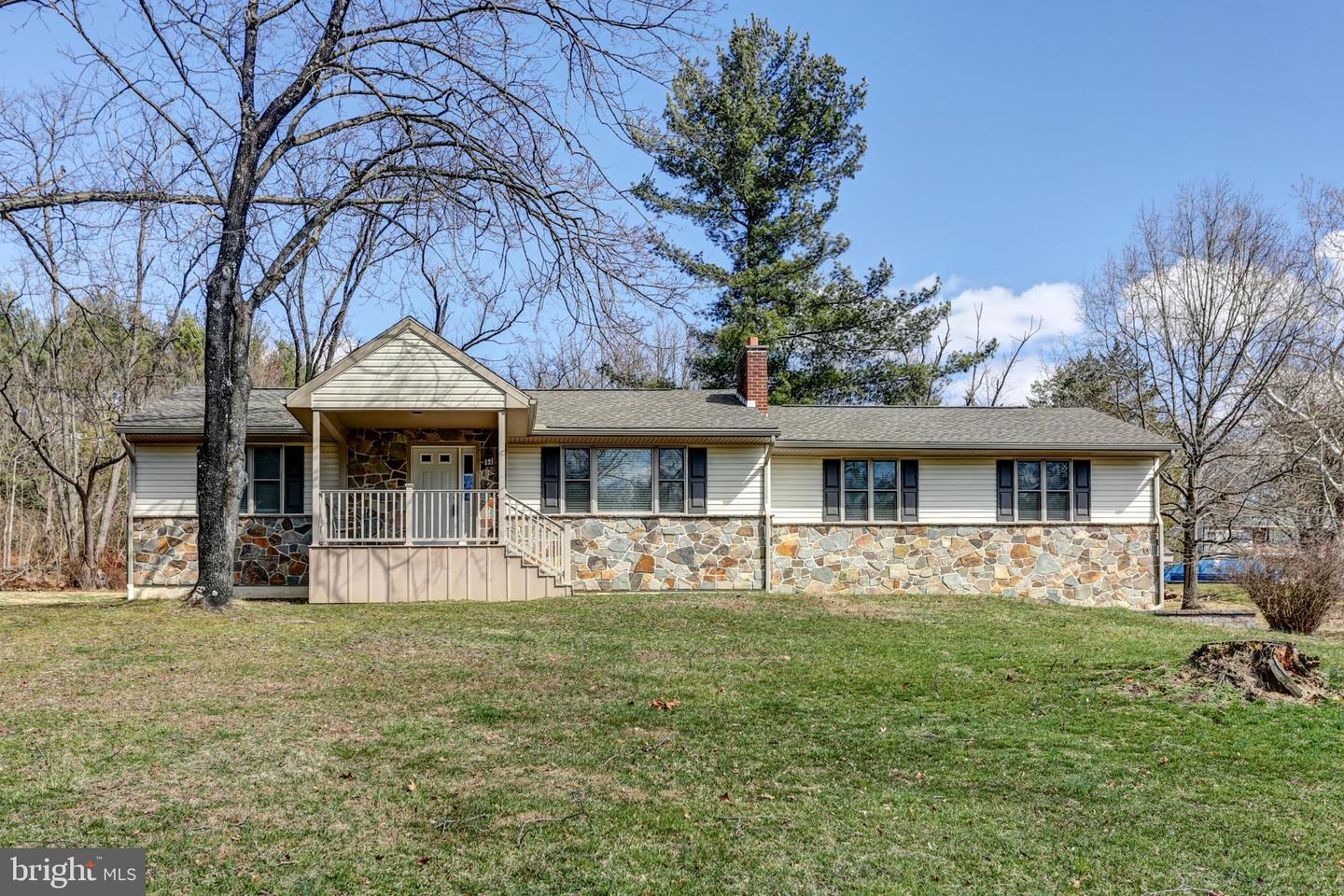 401 Sarhelm Road, Harrisburg