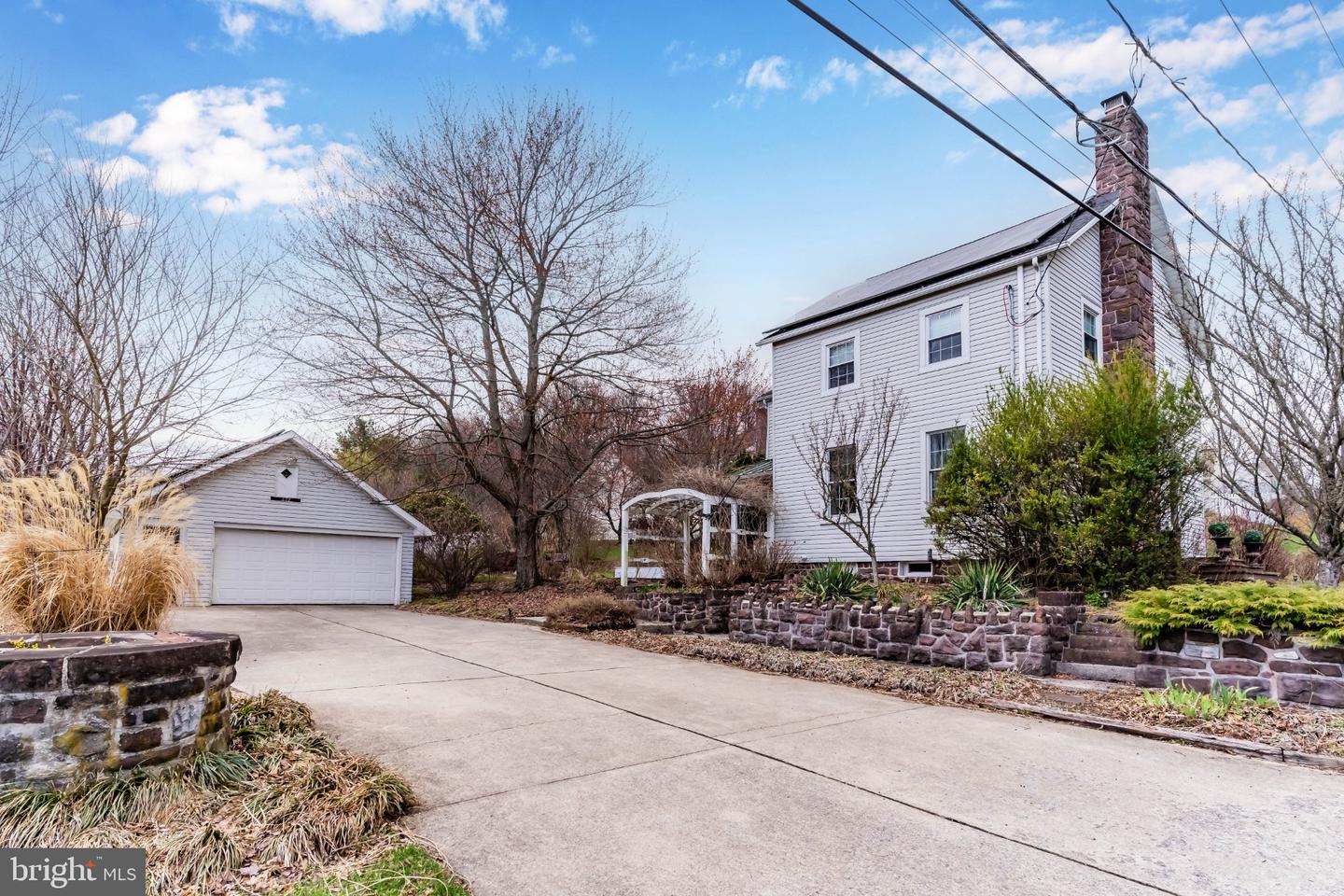 872 Waltonville Road, Hummelstown