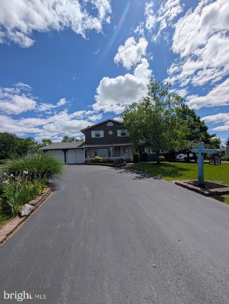 7845 Chambers Hill Road, Harrisburg