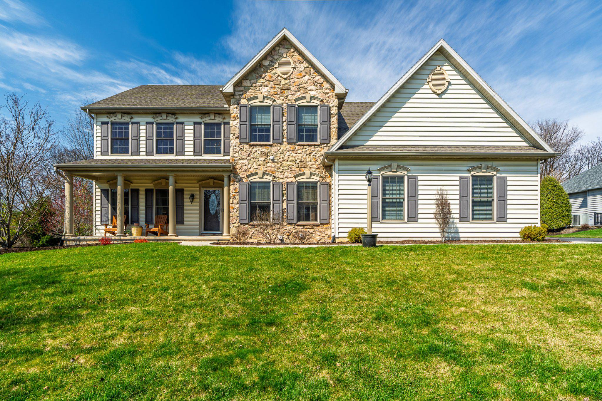 2279 Pullman Way, Hummelstown