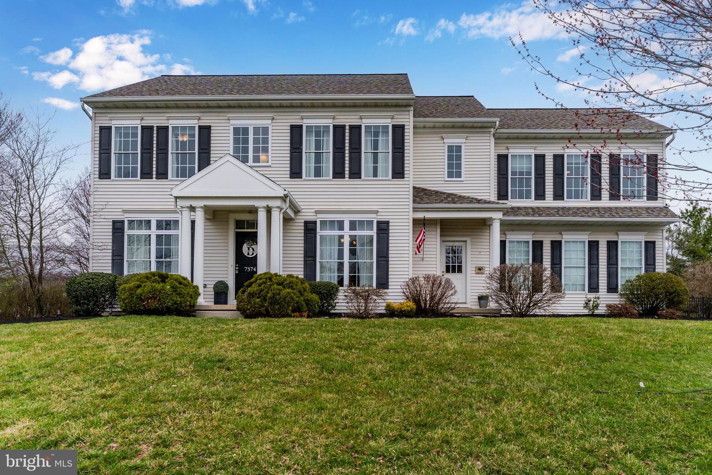 7374 Country View Drive, Harrisburg
