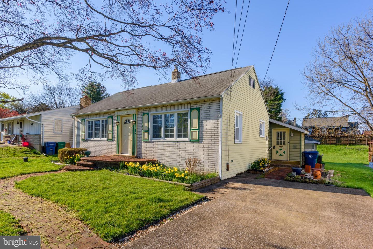 6108 Blue Grass Avenue, Harrisburg