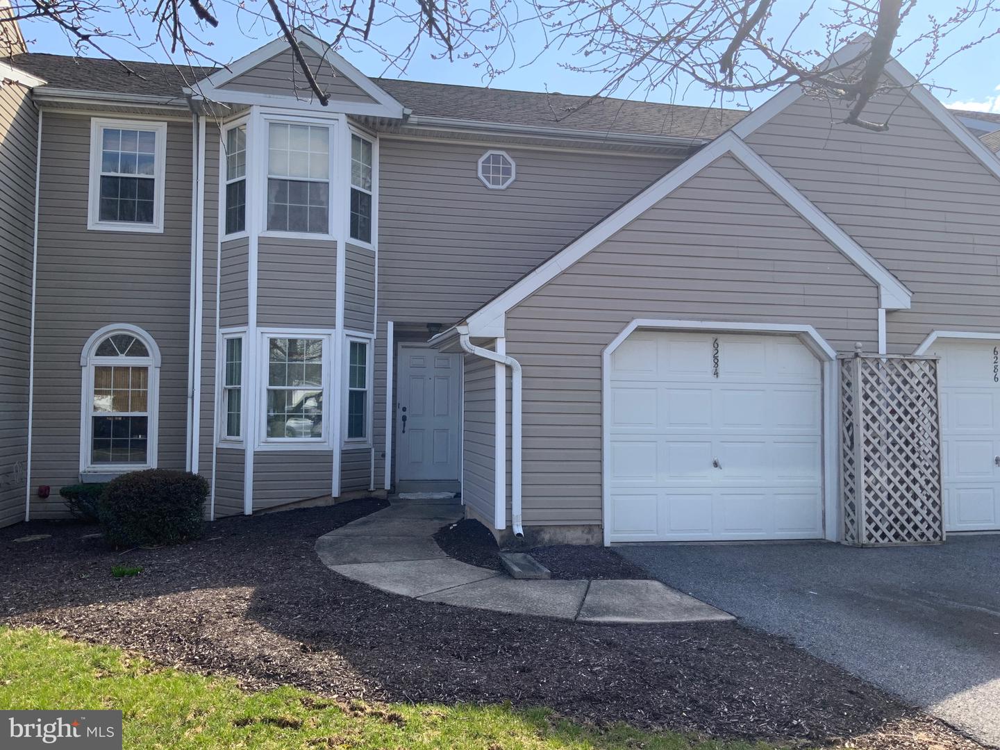 6284 Spring Knoll Drive, Harrisburg