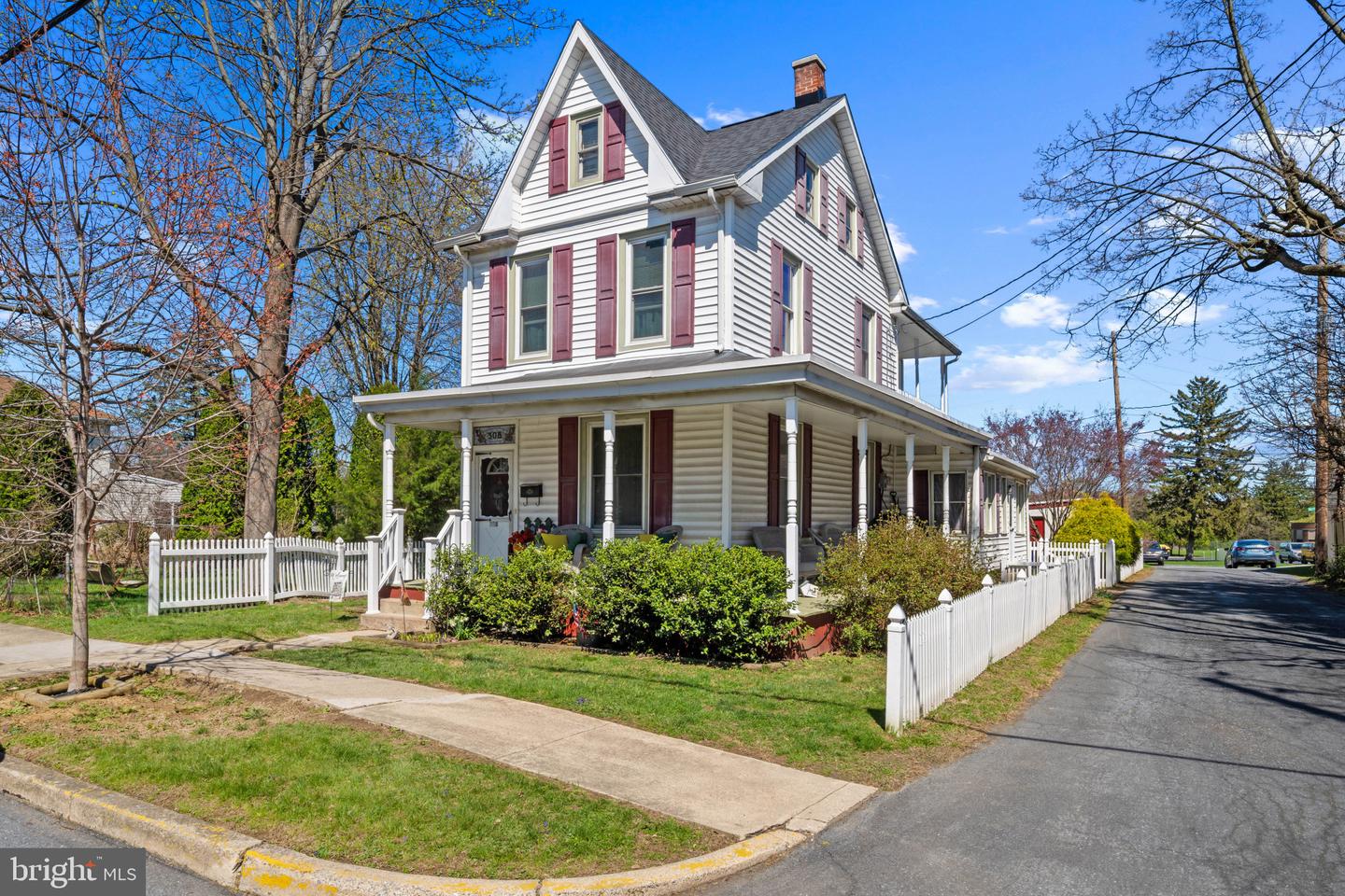308 Redwood Street, Harrisburg