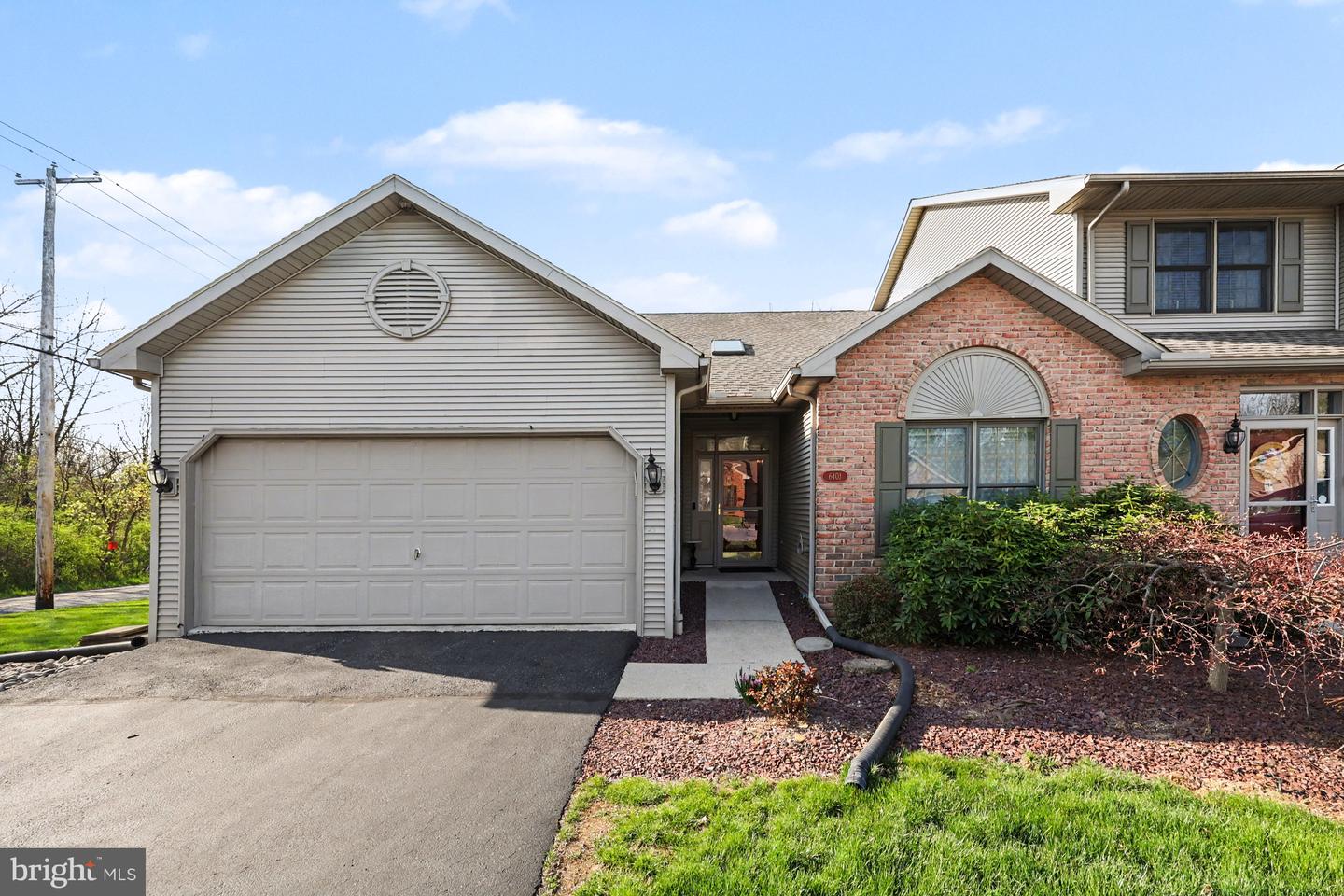 6401 Whisper Wood Lane, Harrisburg