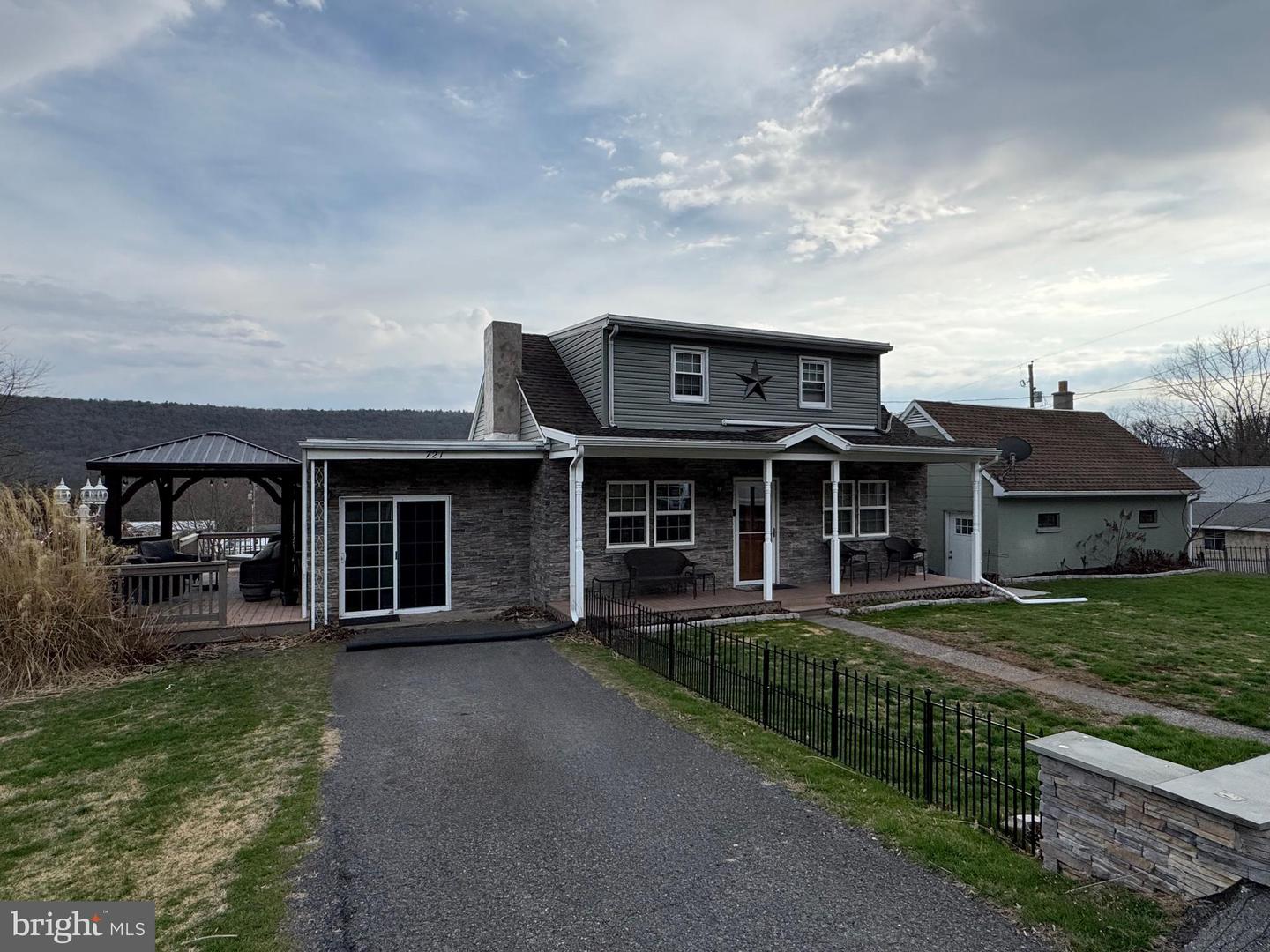 721 Mountain, Lykens