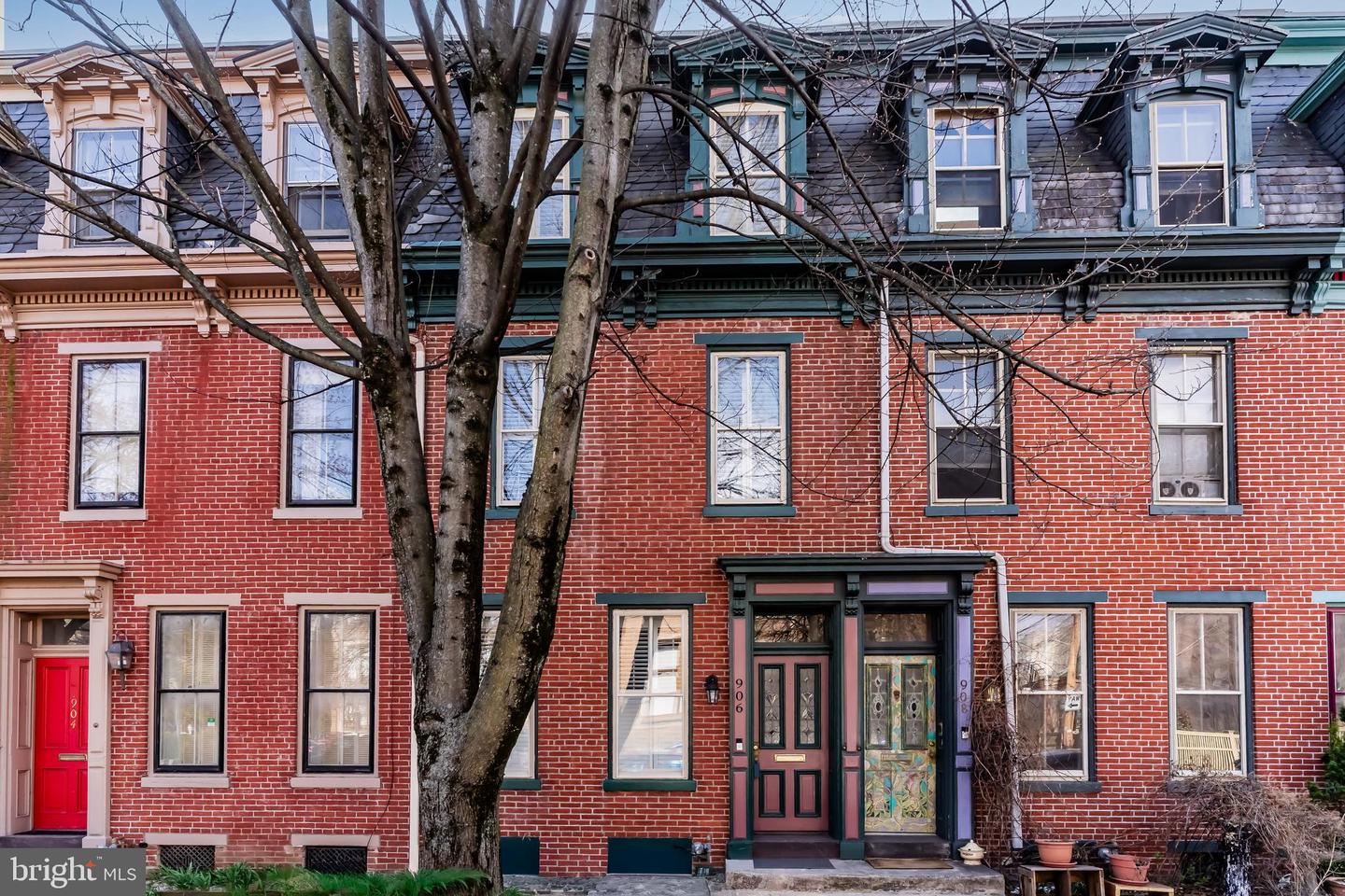 906 Green Street, Harrisburg