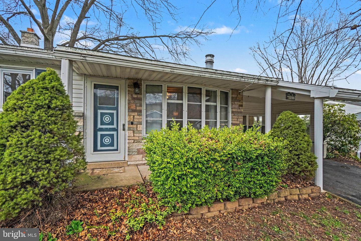 907 Meadow Lane, Millersburg