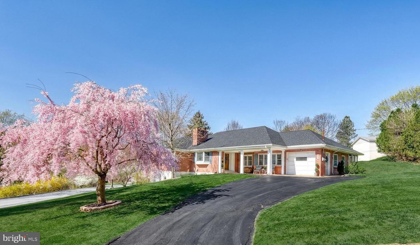 611 Garden Drive, Harrisburg