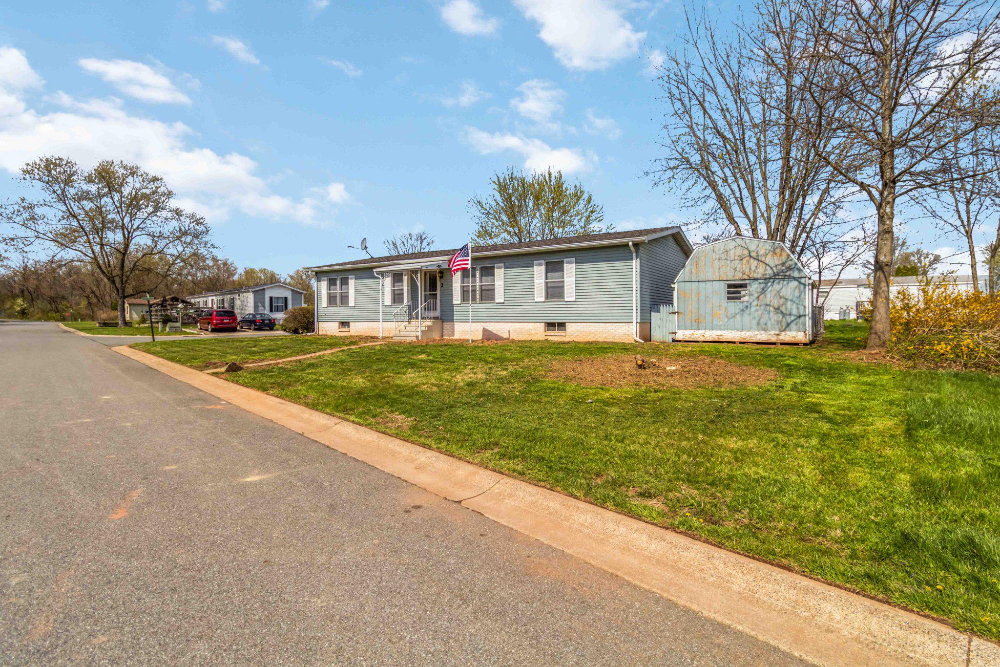 2 Rose Avenue