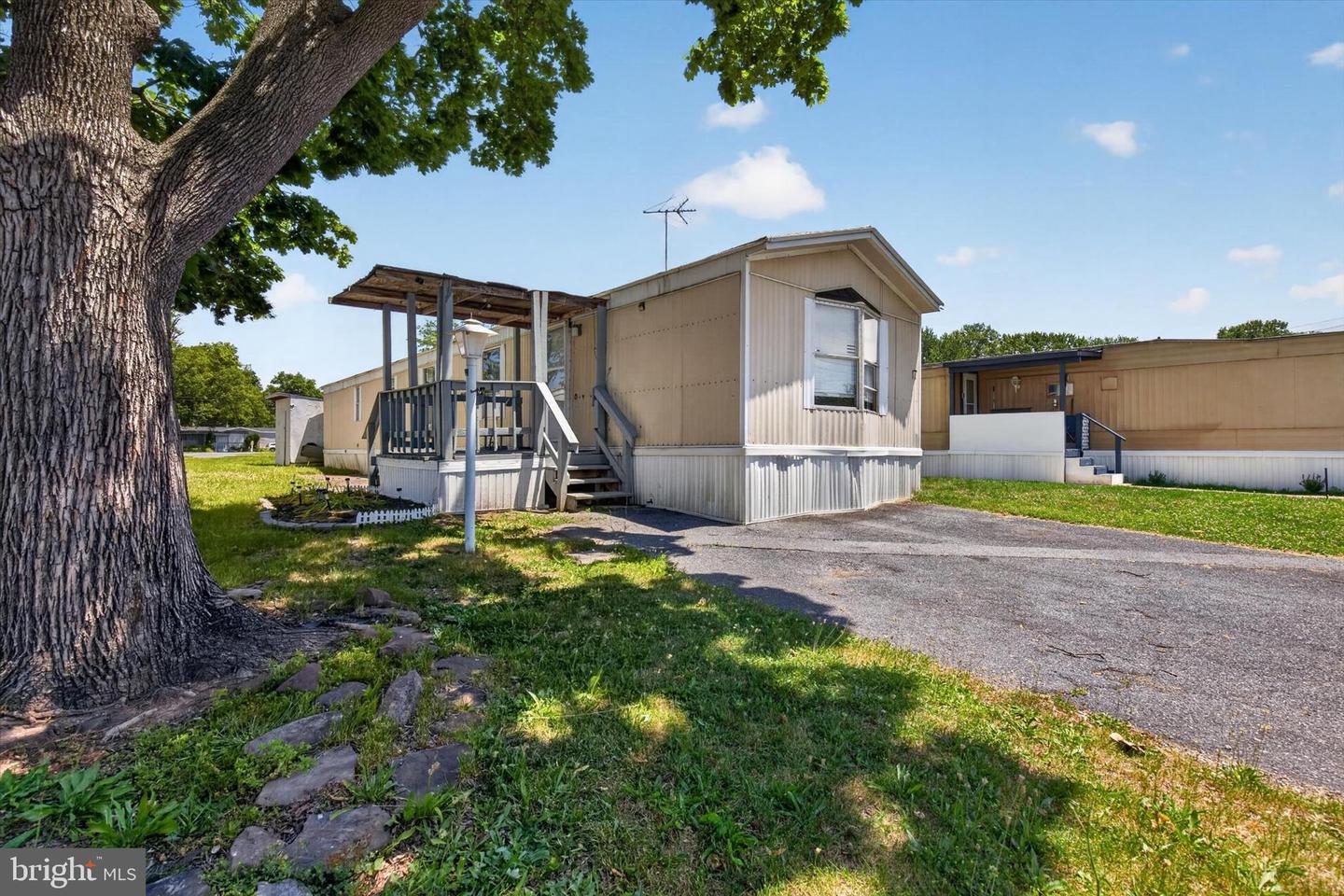 17 Caravan Court, Middletown