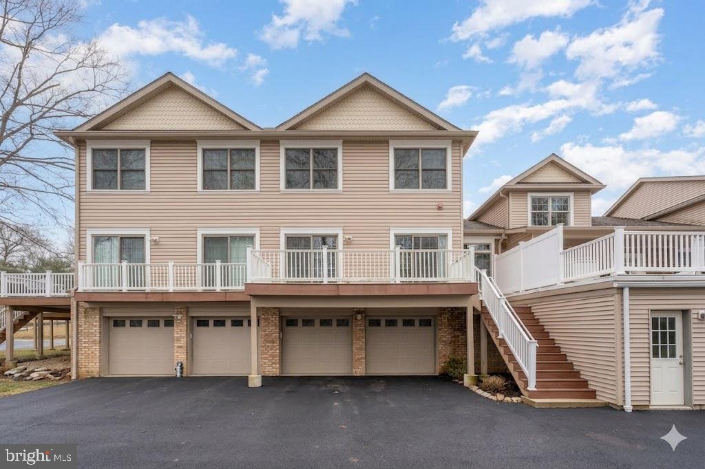 105 High Pointe Drive, Hummelstown