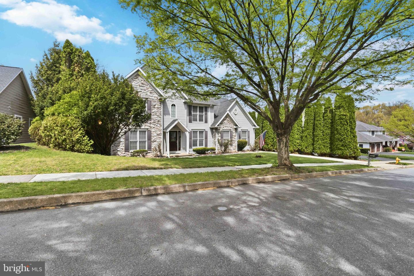 1221 Jill Drive