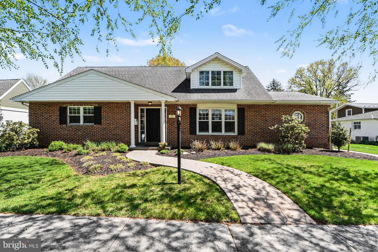 244 Cedar Avenue, Hershey