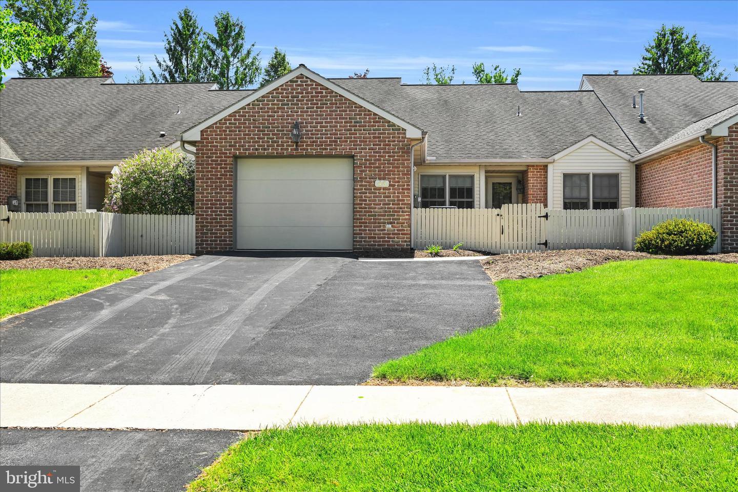 46 Leearden Road, Hershey