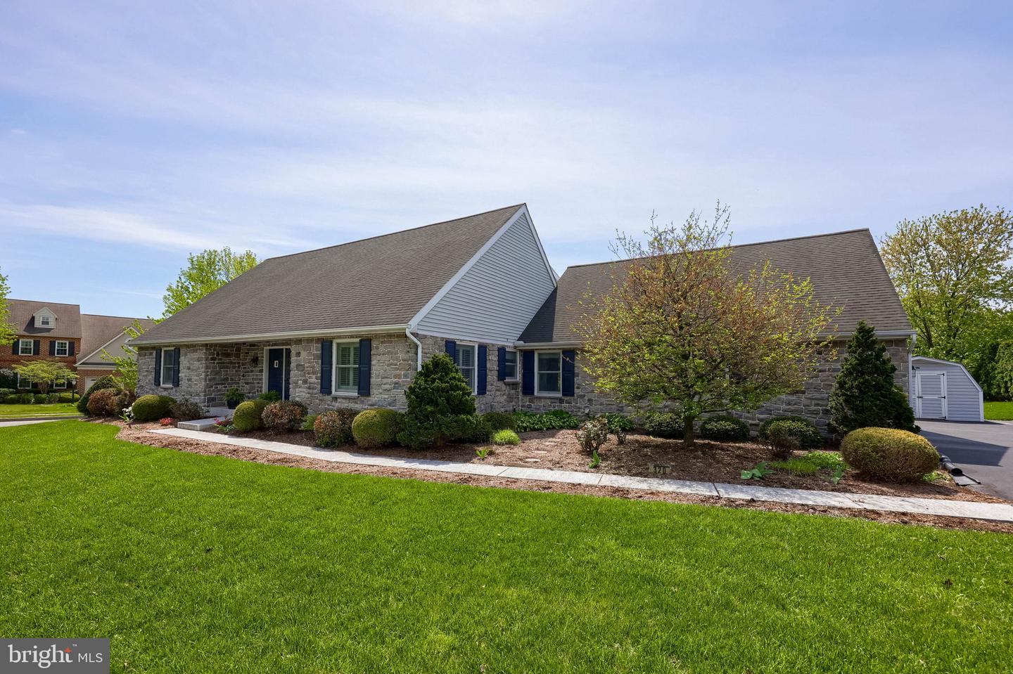 320 Highland Road