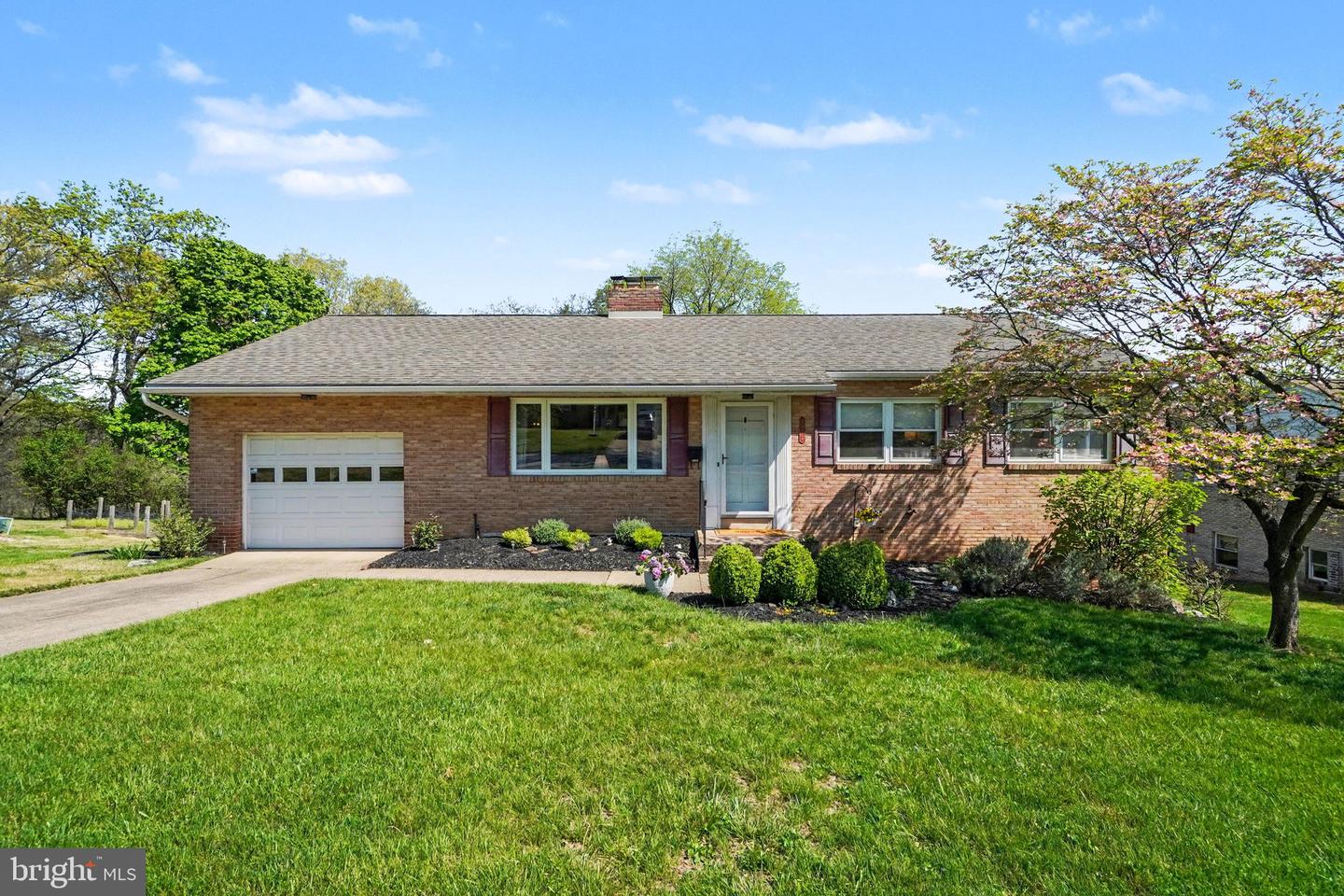 3870 Dawn Mar Street, Harrisburg