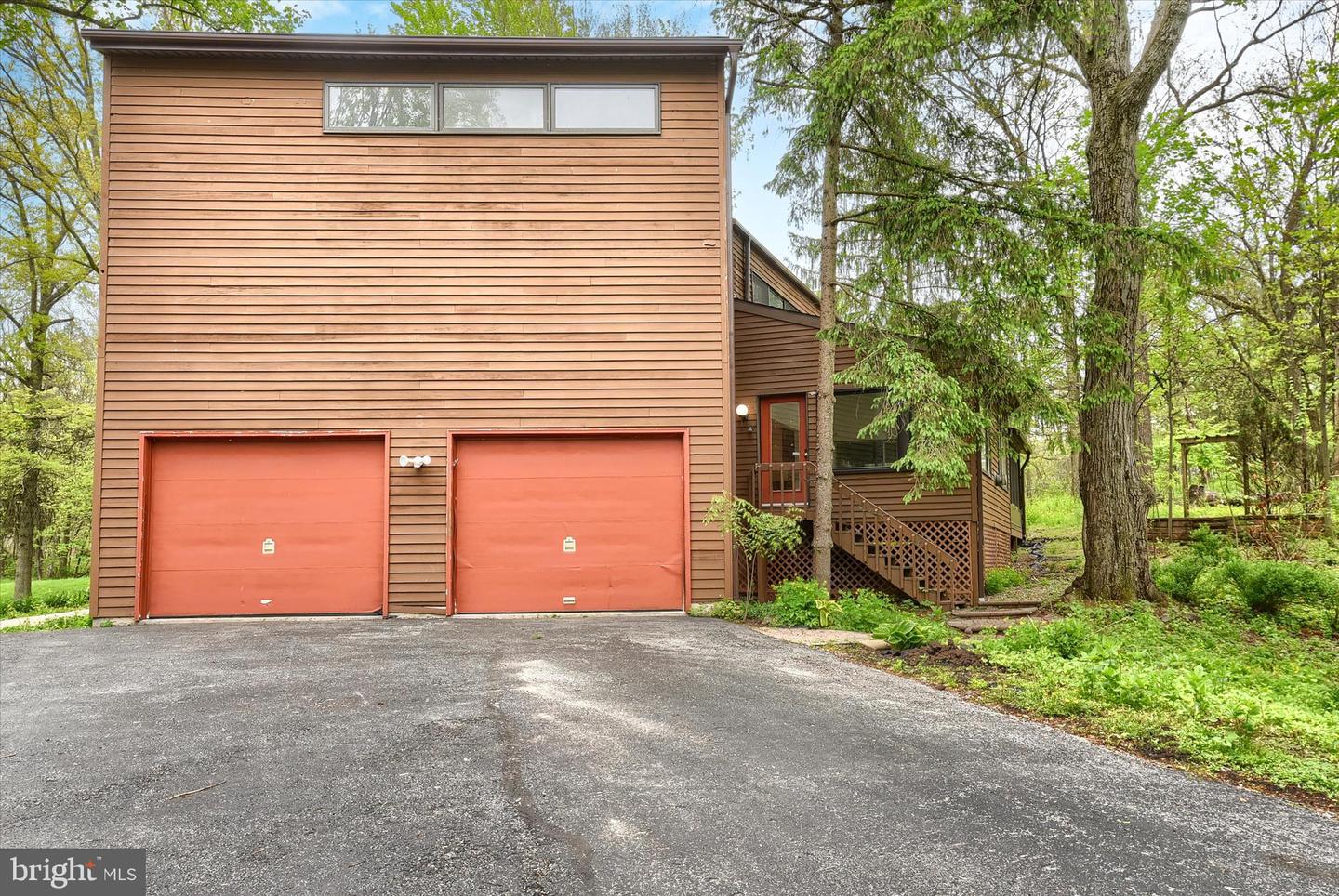 8 Pheasant Drive, Hershey