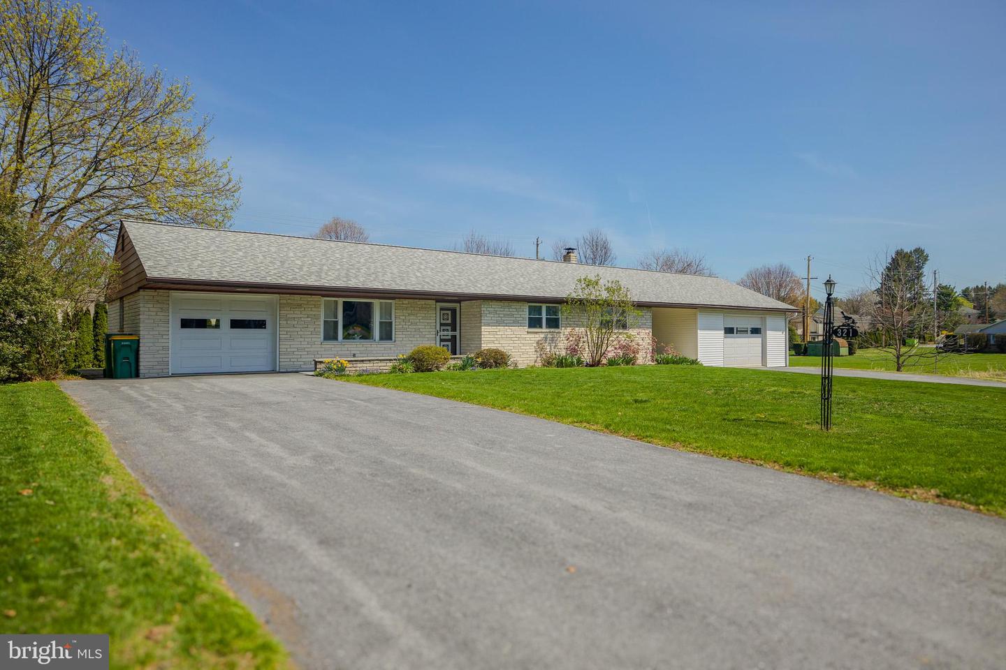 321 E Glenn Road, Hershey