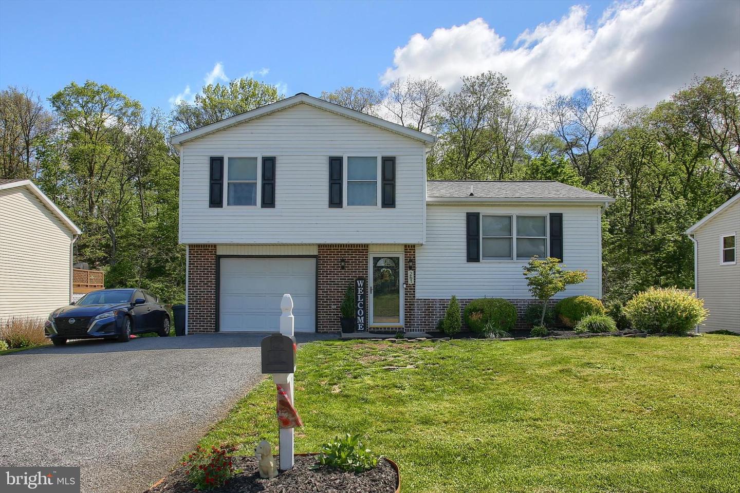 261 Ridgewood Drive, Millersburg