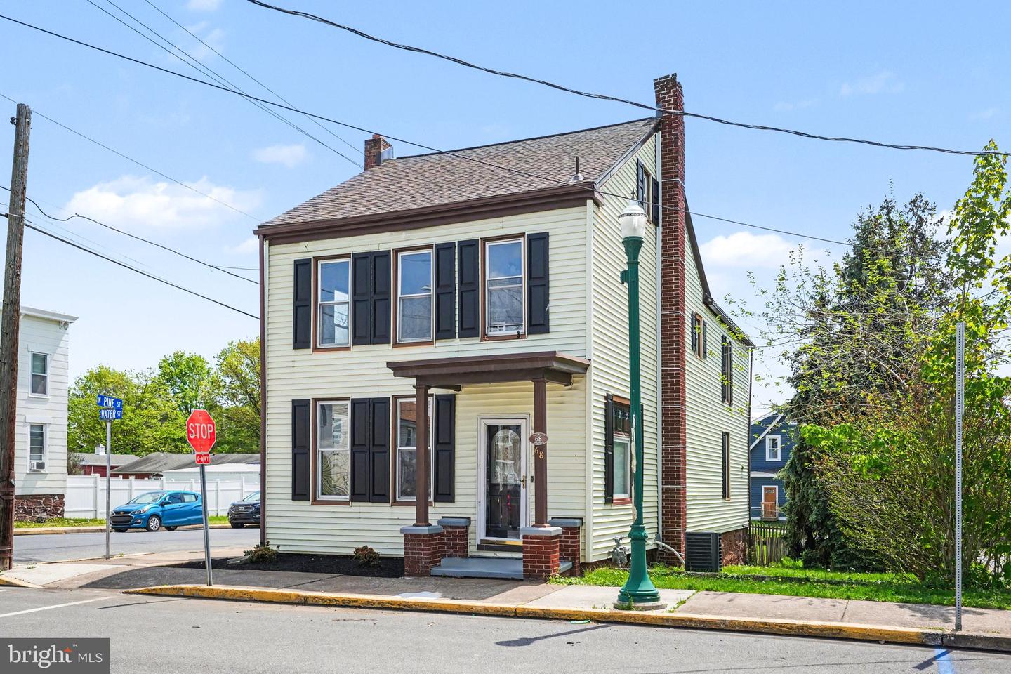 68 E Water Street, Middletown