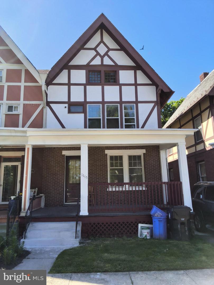 1615 Forster Street