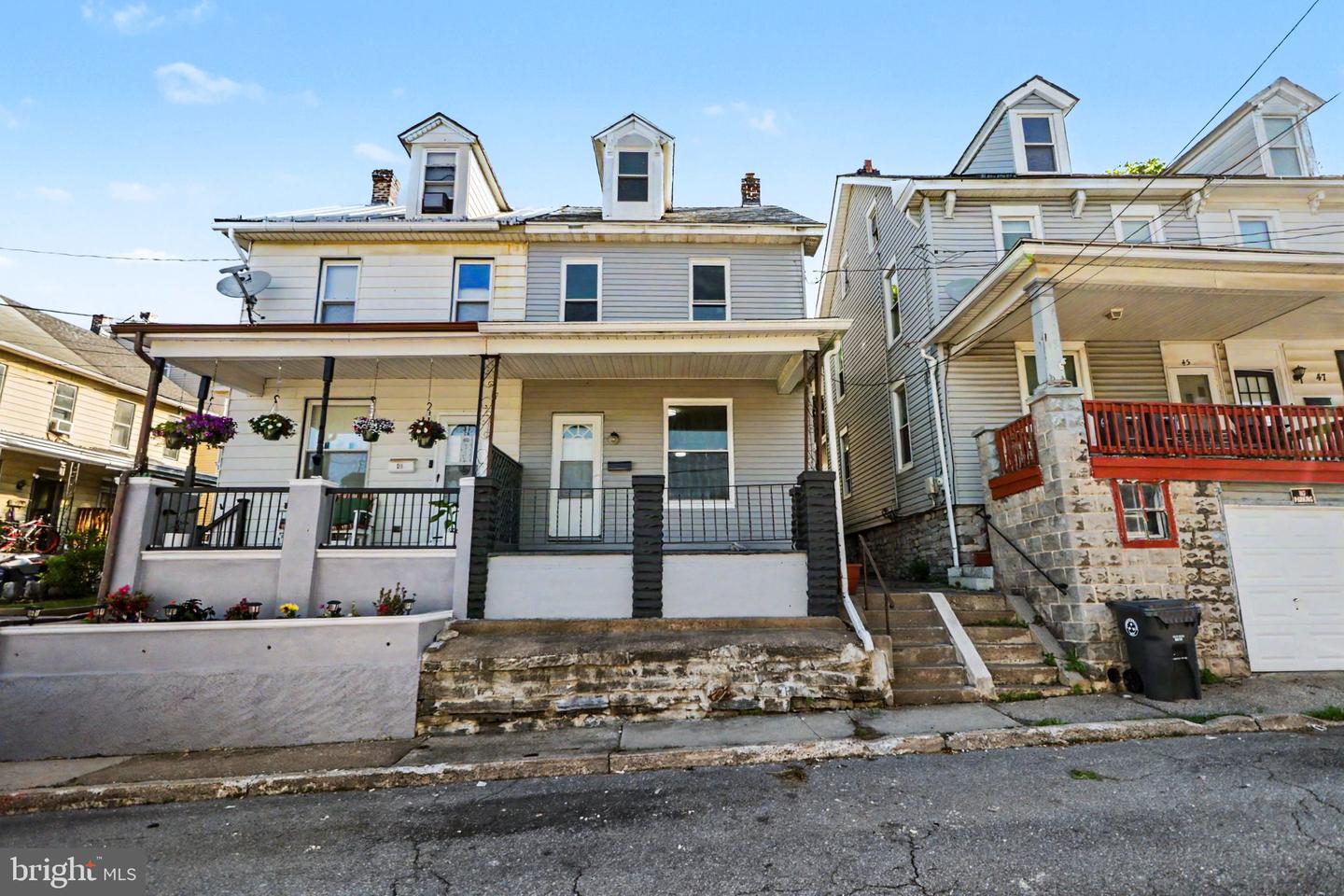 43 Penn Street