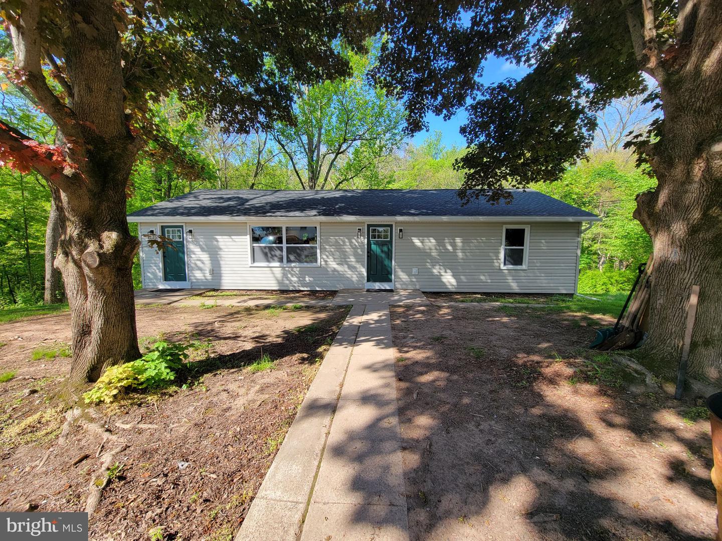 1341 Lyter Road, Dauphin