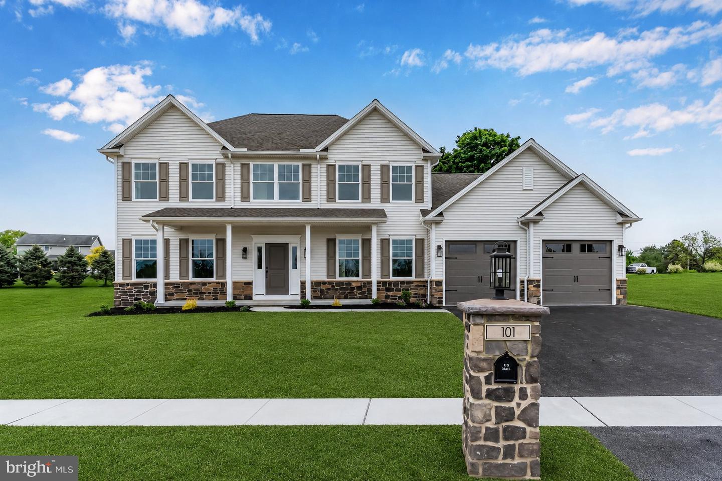 101 Wolfe Circle, Harrisburg