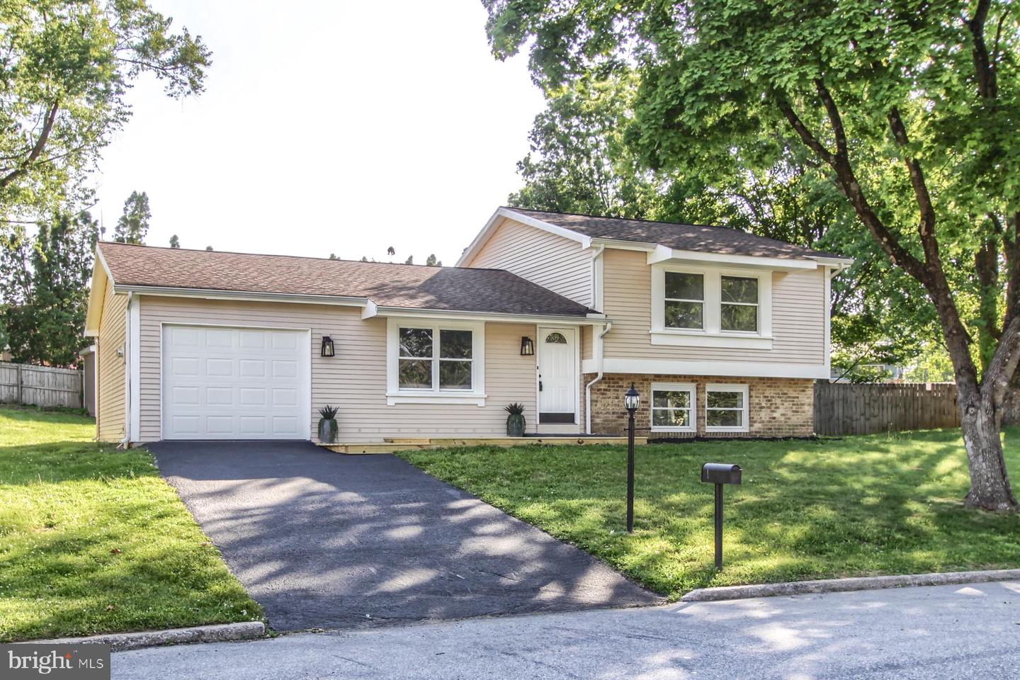 5577 Edsel Street, Harrisburg