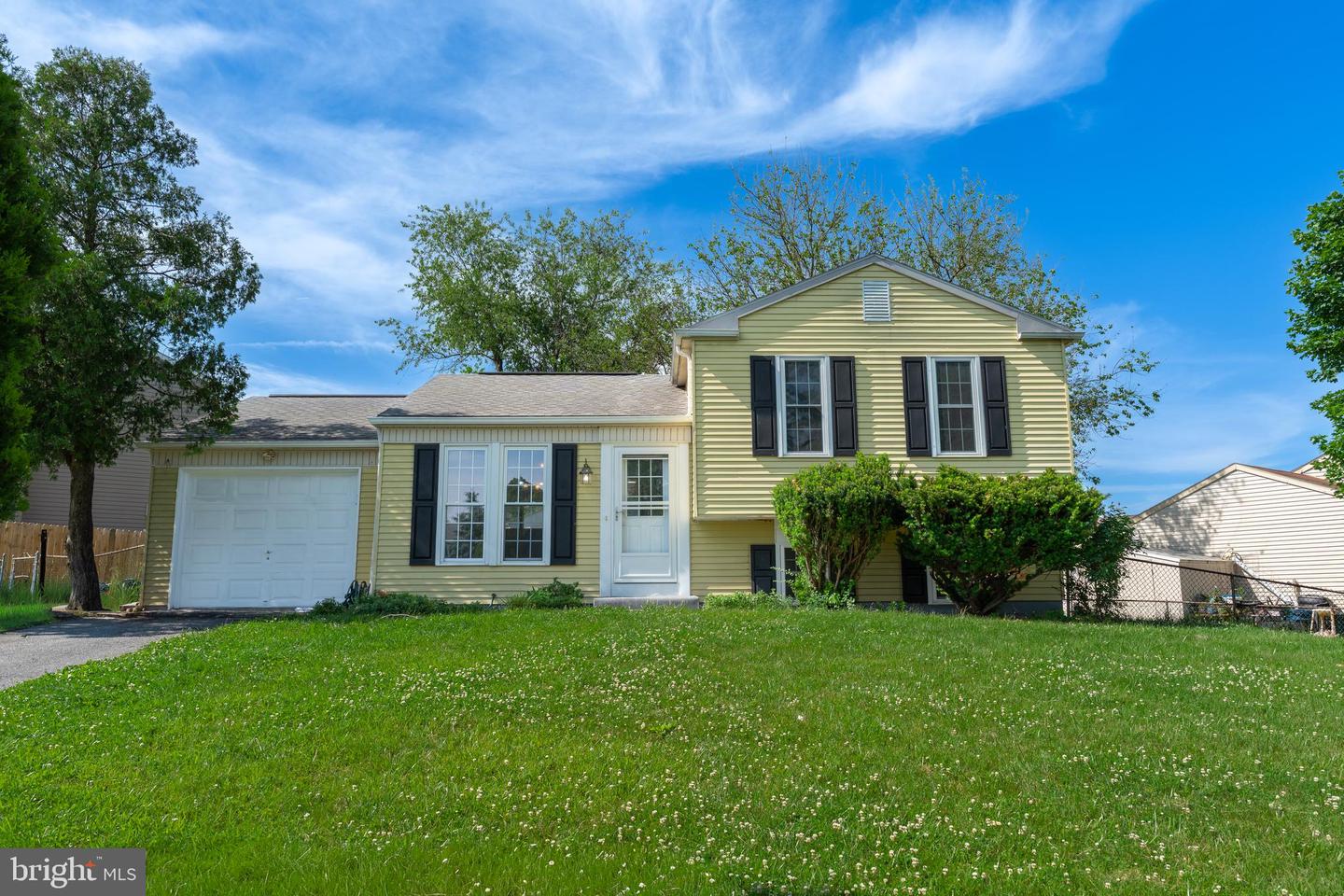 1504 Ridgeview Lane
