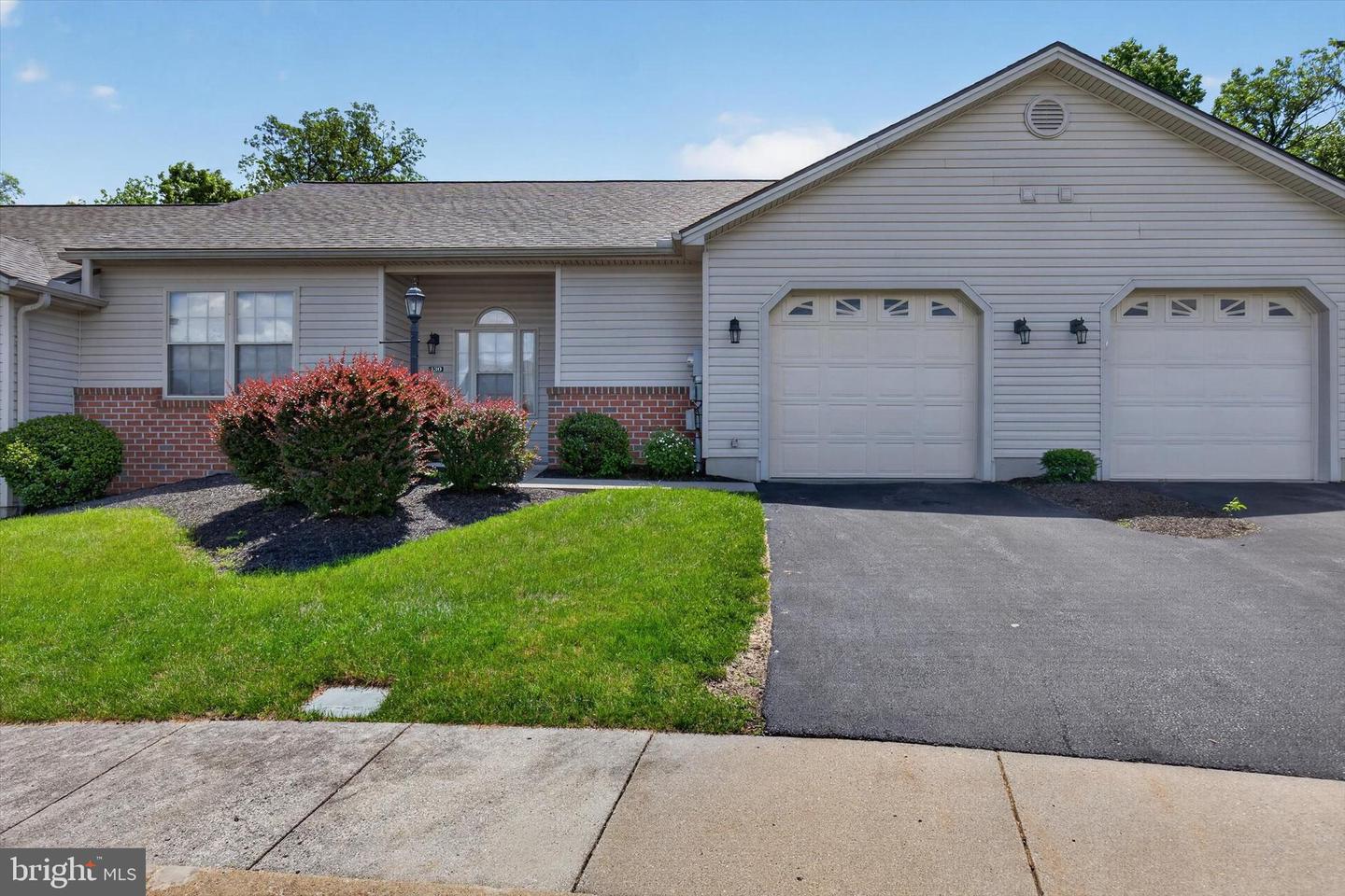 130 Leonard Lane