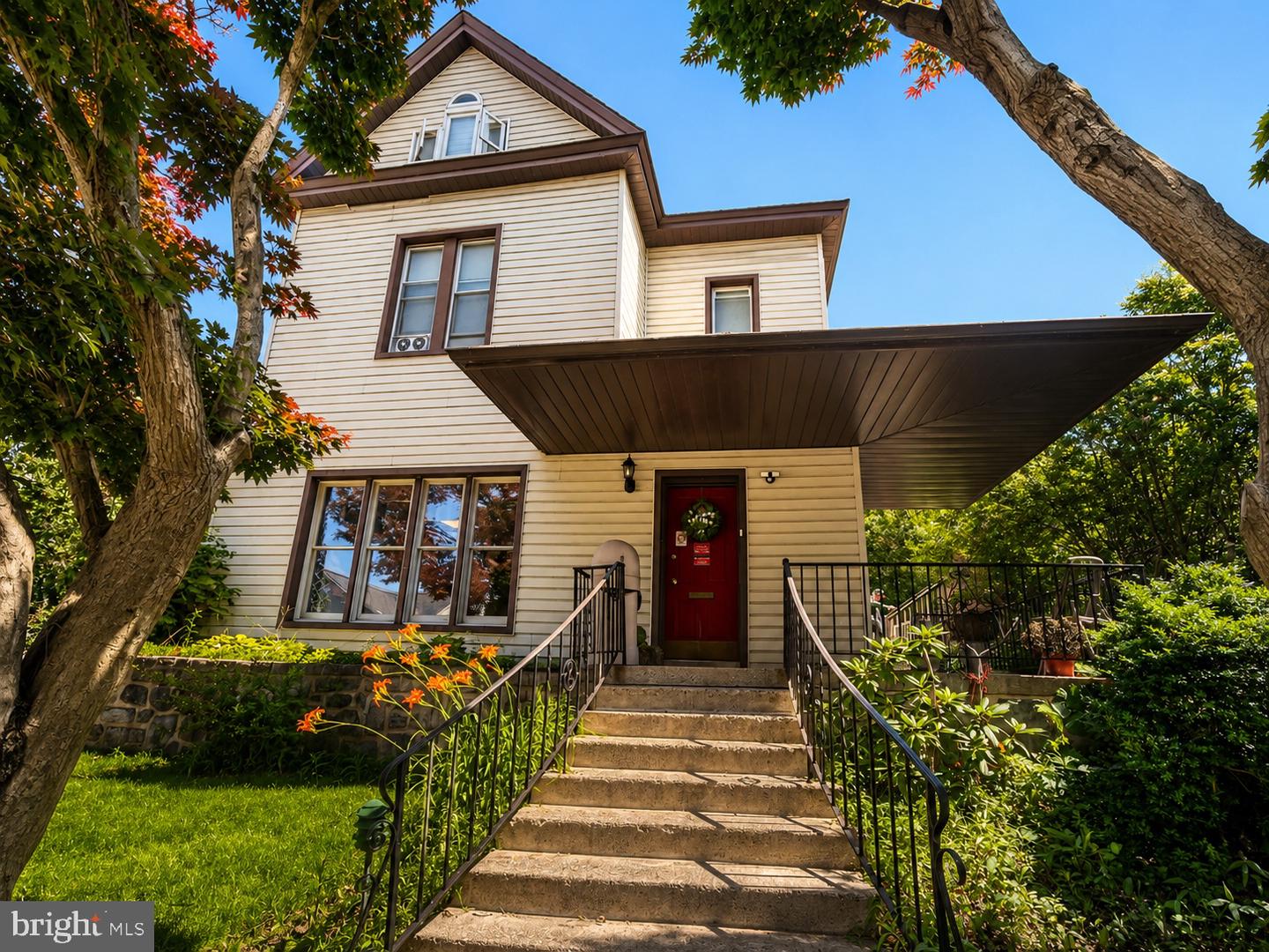 483 N Front Street