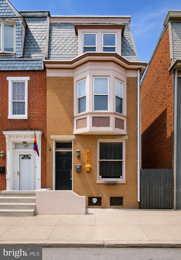 232 Peffer Street