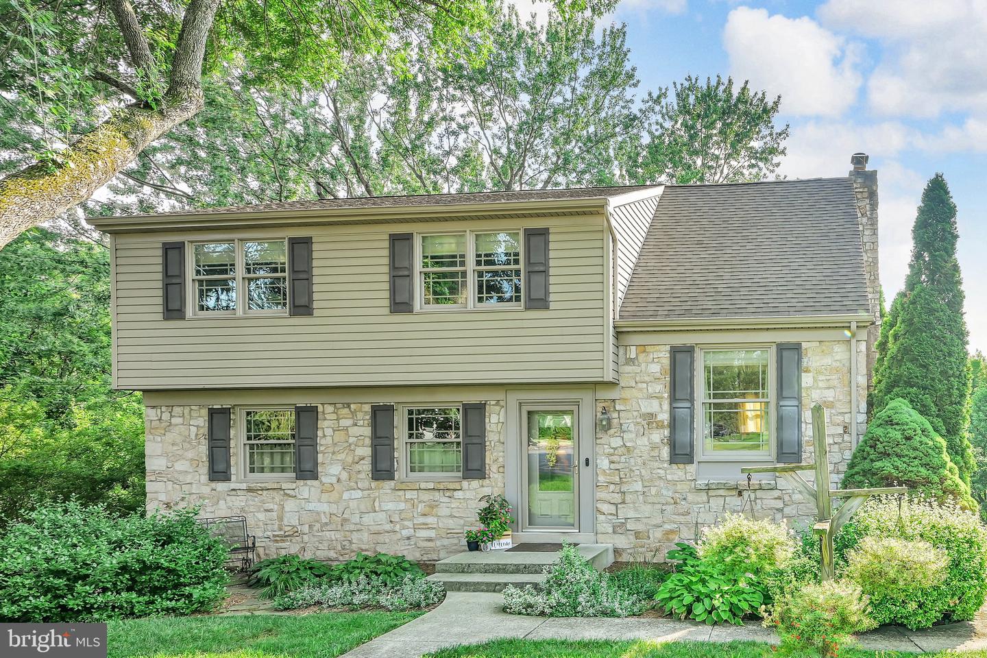 8 Sycamore Road
