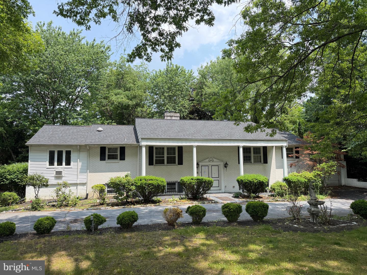 4005 Fargreen Road